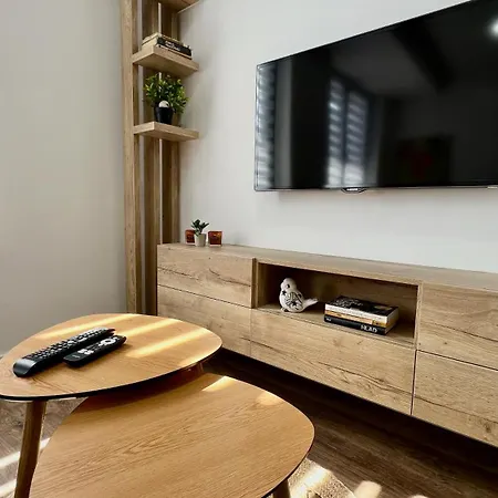 Black Lotus 3 I 24hr Self Check-in I Centre I Free Parking *